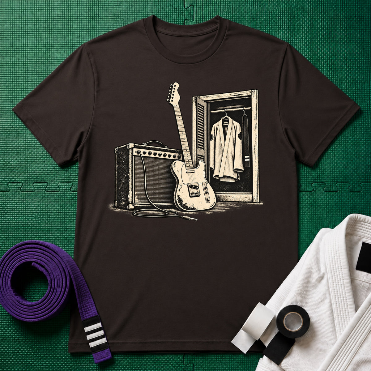 Guitar & Gi T-Shirt, Dark Chocolate